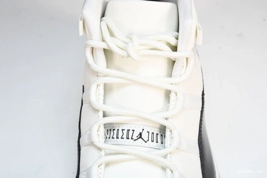 Rep EP Jordan AR0715-101 Retro  Neapolitan AR0715-101  11 0509